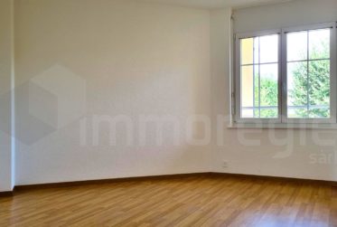 Spacieux et lumineux appartement de 4,5 pièces dans un cadre verdoyant et calme